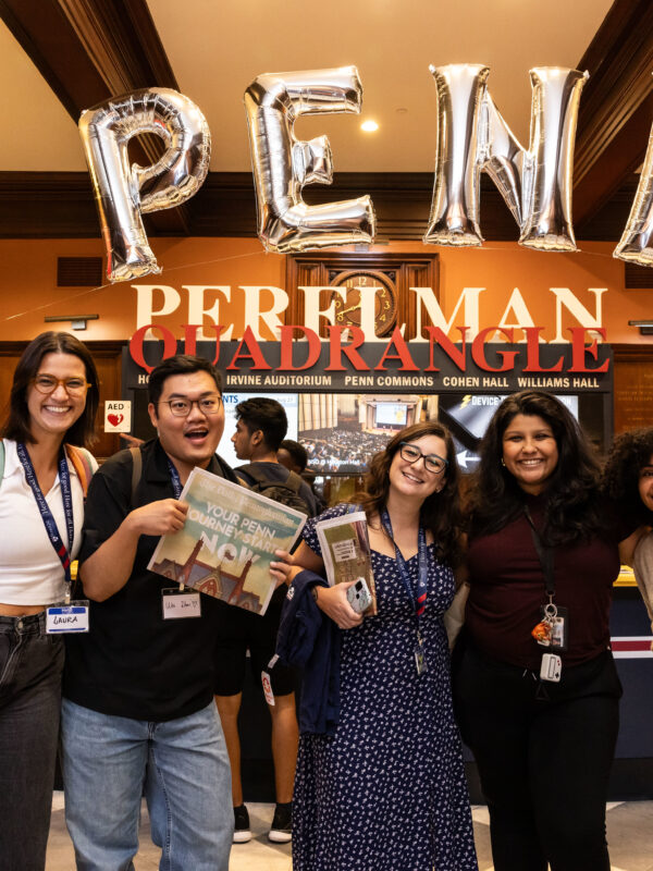 Students at the New Student Resources Fair and Campus Express Center